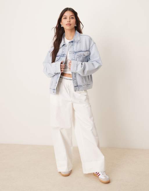 Calvin Klein Jeans - Denimjakke med firkantet pasform i lys vask, 3 af 4