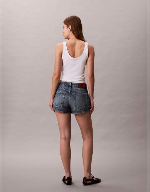 Calvin Klein Jeans distressed denim hot pants in dark wash, 3 of 5