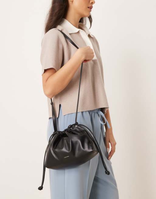 Calvin Klein Jeans drawstring crossbody bag in black