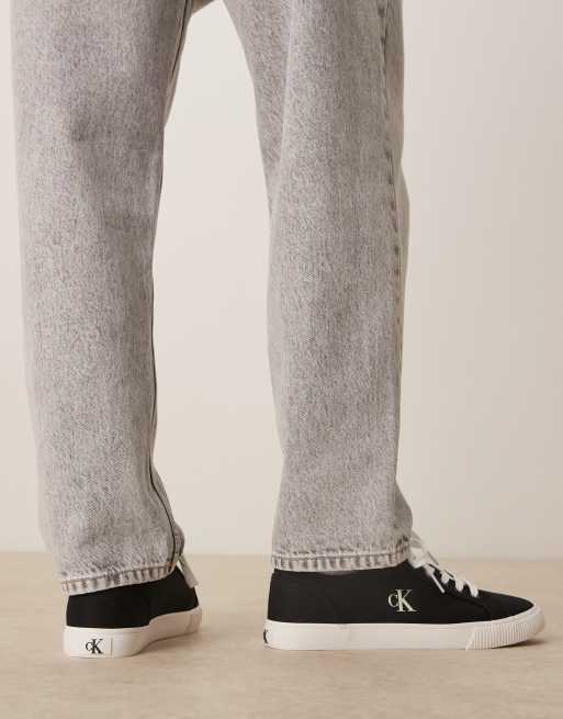 Calvin Klein Jeans - Essential - Gevulkaniseerde sneakers van canvas in zwart en wit, 2 van 5