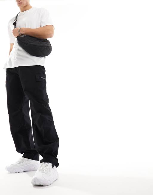 Calvin Klein Jeans - Essential - Pantalon cargo coupe classique - Noir