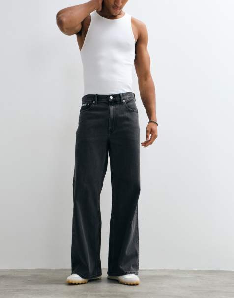 Calvin Klein Jeans essential relaxed wide leg jeans in black - view 1