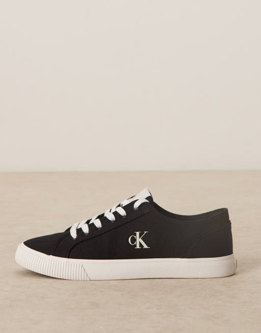Calvin Klein Jeans essential vulcanised canvas trainers in black and white, 5 of 5