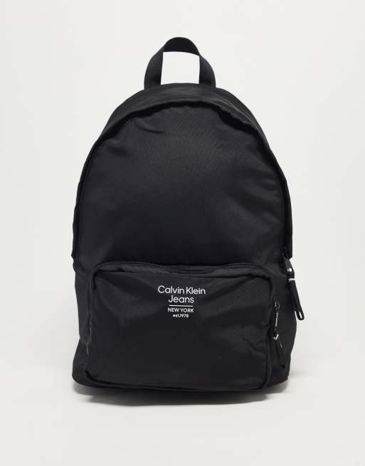 Calvin Klein Jeans Essentials Backpack in Schwarz