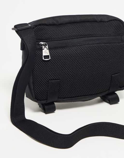 | Klein ASOS black camera bag in crossbody Jeans Calvin essentials