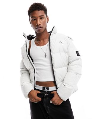 Calvin Klein Jeans essentials logo detatchable hood down puffer jacket in light grey