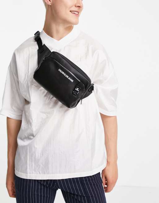 Calvin klein store leather fanny pack