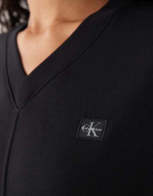 Calvin Klein Jeans felpa a maniche lunghe con scollo a V e etichetta tessuta nera, 2 di 4
