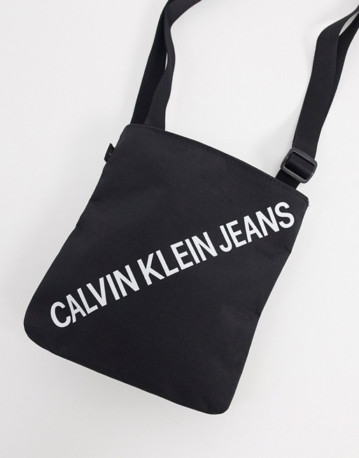 Calvin Klein Jeans flight bag in black
