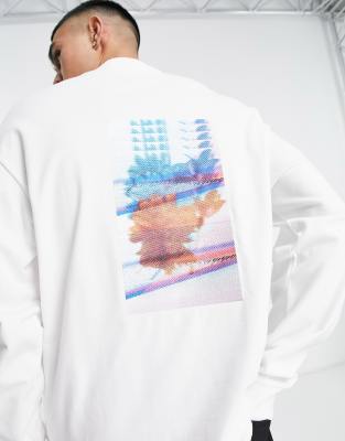 https://images.asos-media.com/products/calvin-klein-jeans-floral-graphic-logo-long-sleeve-t-shirt-in-white/204315271-1-brightwhite?$XXL$