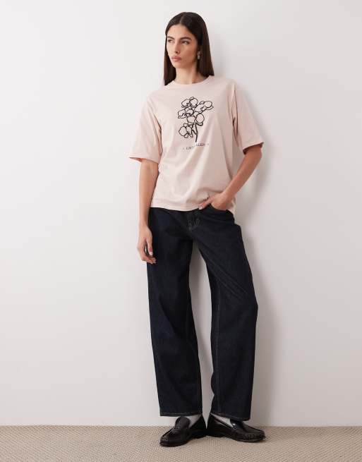Calvin Klein Jeans floral graphic oversized t-shirt in pale pink, 3 of 4