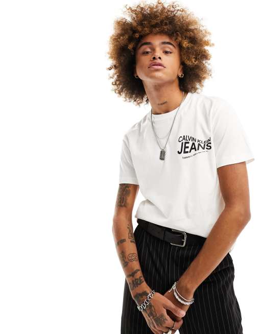 Calvin Klein Jeans – Future Motion – T-Shirt in Weiß mit Grafikprint