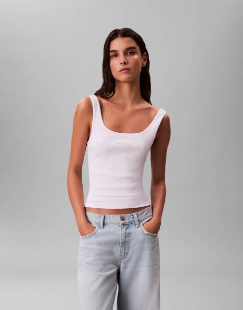 Calvin Klein Jeans - Geribbelde tanktop met monogramlogo in wit - view 1