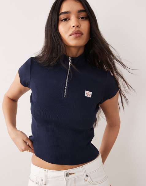 Calvin Klein Jeans – Geripptes, hochgeschlossenes T-Shirt in Marineblau mit Reißverschluss vorne - view 1