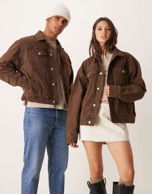 Calvin Klein Jeans - Giacca di jeans oversize marrone scuro - In esclusiva su ASOS, 2 di 4