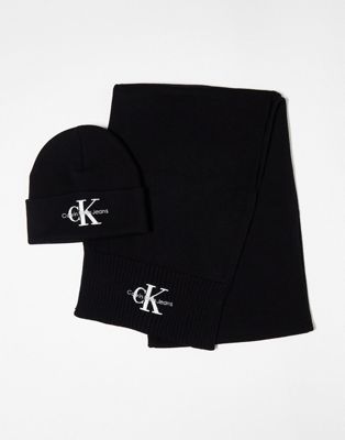 Calvin Klein Jeans gifting monogram logo beanie in black - ASOS Price Checker