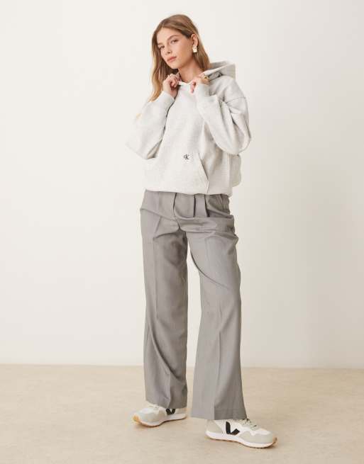 Calvin Klein Jeans - Grå afslappet hættetrøje med print på ryggen, 2 af 4