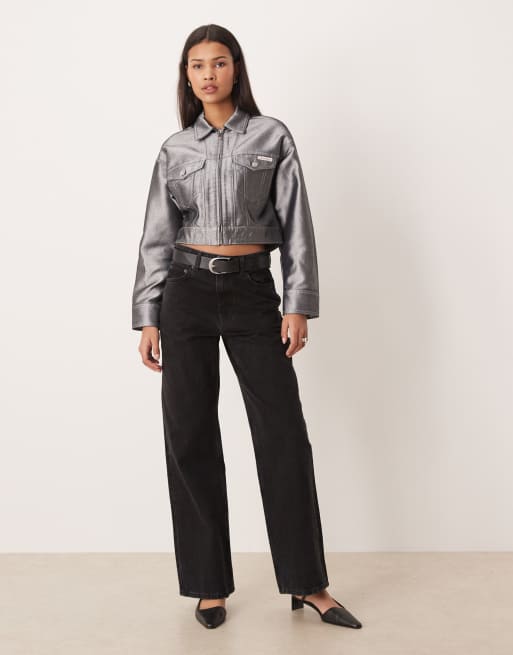 Calvin Klein Jeans – Grå, metallisk truckerjacka i denim med dubbel dragkedja, 2 av 4