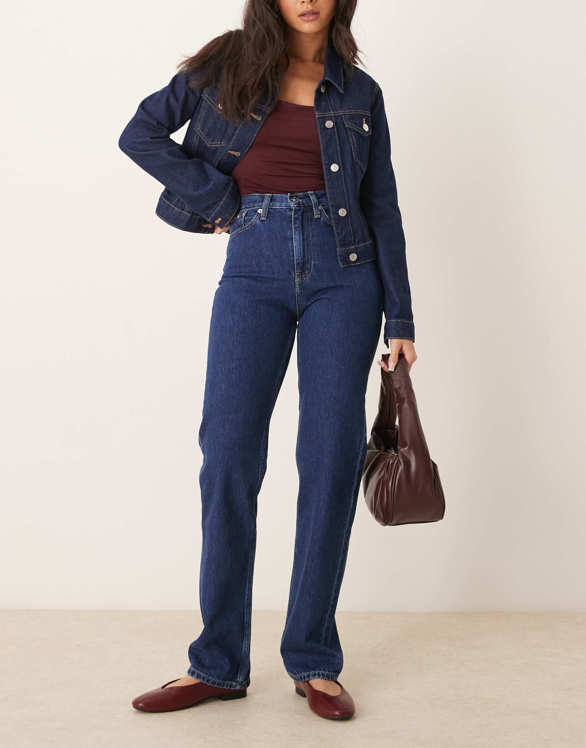 calvin klein jeans high rise straight jeans in dark wash