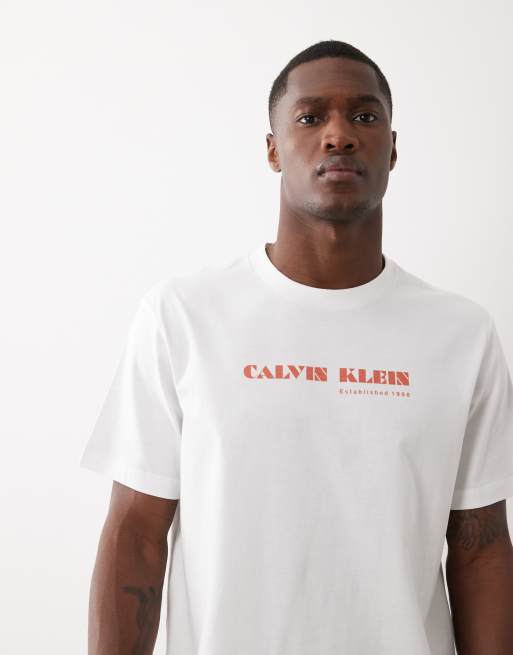 Calvin Klein Jeans - Hvid T-shirt centralt logo, 5 af 5