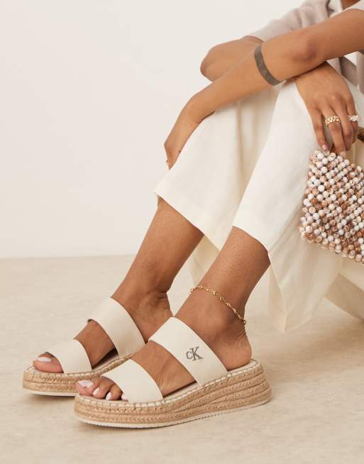 Calvin Klein Jeans - Hvide espadrille-sandaler i slider-stil
