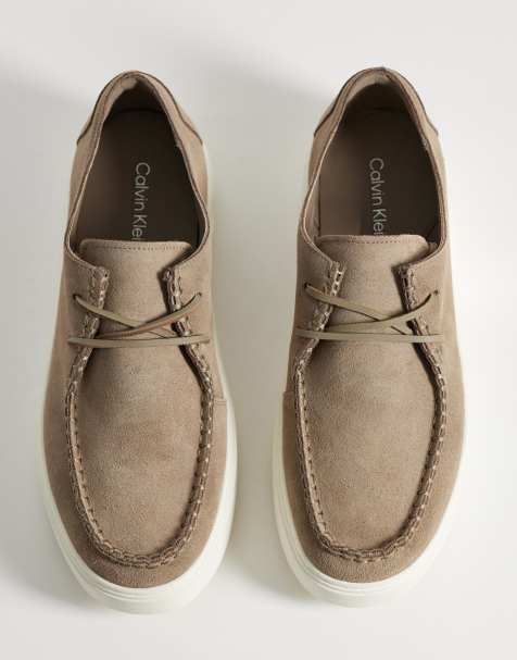 Calvin Klein Jeans - Hybride suède veterschoenen met dikke zool en mocassinnaad in beige - view 1