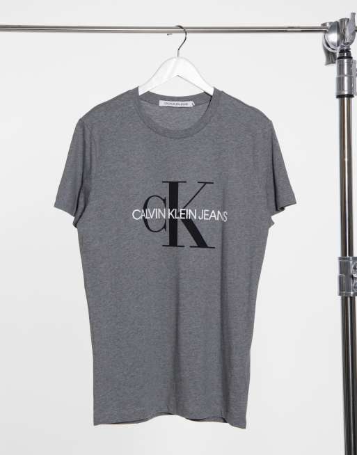 Calvin klein jeans 2025 t shirt grey