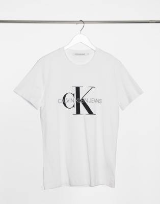 white calvin klein tshirt