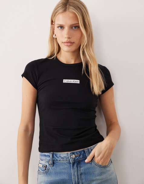 Calvin Klein Jeans – Institutional – Knapp geschnittenes T-Shirt in Schwarz  - view 1