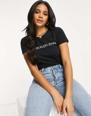 t shirt with jean