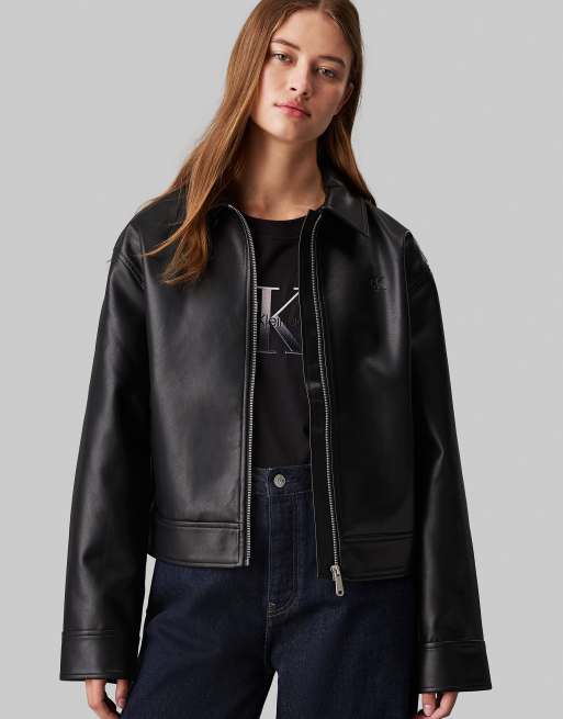 Calvin Klein Jeans – Jacke aus Kunstleder in CK-Schwarz mit Reißverschluss