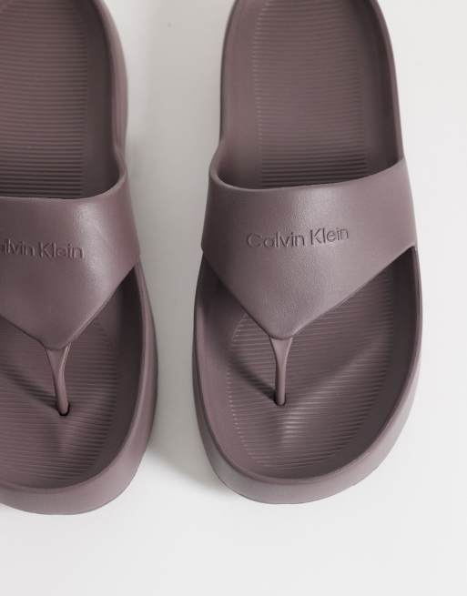 Calvin Klein Jeans – Jasnofioletowe jednoczęściowe japonki, 2 z 4