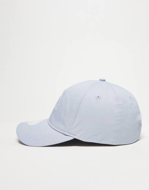 Calvin Klein Jeans – Jasnoniebieska czapka z daszkiem i monogramem, 3 z 4