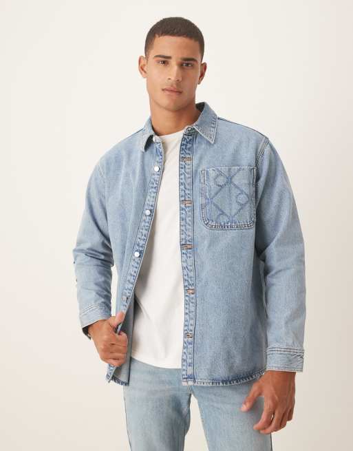 Calvin Klein Jeans – Jasnoniebieska jeansowa koszula wierzchnia z kieszenią i logo w stylu lat 90.