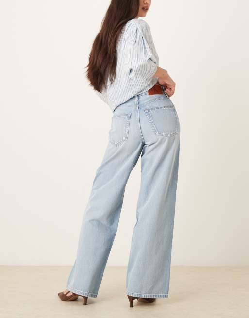 Calvin Klein Jeans – Jasnoniebieskie jeansy z szerokimi nogawkami, 3 z 5
