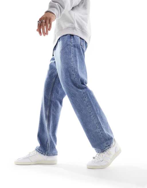 Le jean délavé baggy, Calvin Klein Jeans, Jeans Nouvelles Proportions  pour Homme en ligne