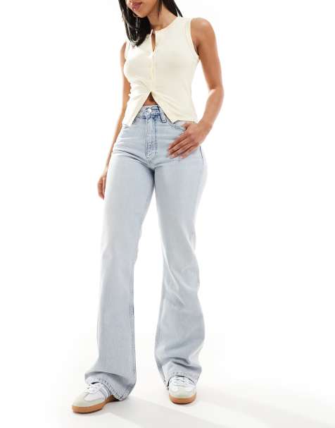 Calvin Klein Jeans - Jeans bootcut a zampa lavaggio chiaro - view 1
