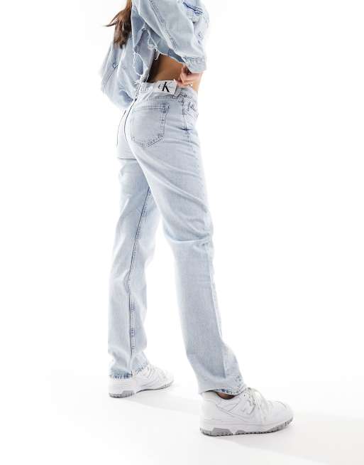 Calvin Klein Jeans - Jeans dritti a vita bassa lavaggio chiaro