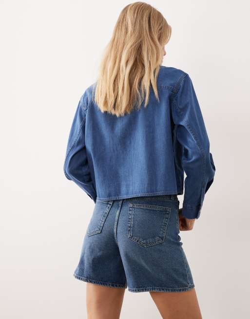 Calvin Klein Jeans – Jeans-Shorts in verwaschenem Mittelblau mit A-Linien-Schnitt und hohem Bund , 5 von 5