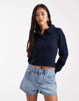 Calvin Klein Jeans - Jeansshorts im 90er-Stil mit verblasstem Monogramm-Muster-Blau