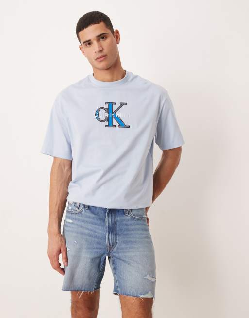 Calvin Klein Jeans – Jeansshorts in verwaschenem Mittelblau, 4 von 5