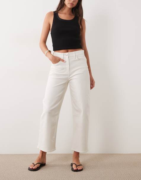 Calvin Klein Jeans – Jeansy z baryłkowymi skróconymi nogawkami w kolorze złamanej bieli - view 1