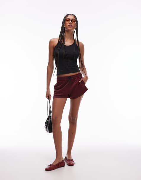 Calvin Klein Jeans jersey athletic shorts in burgundy - view 1