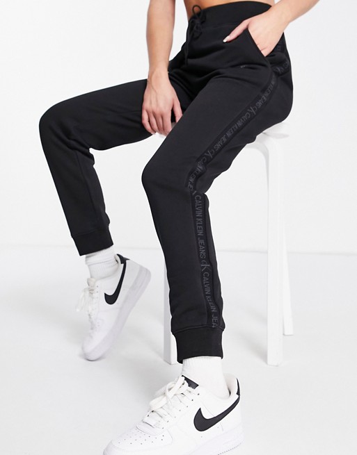 Calvin Klein Jeans jogger in black
