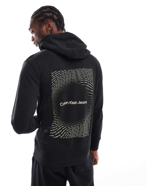 Calvin Klein Jeans – Kapuzenpullover in Schwarz mit Grafikprint hinten