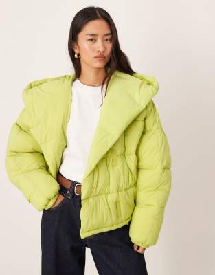 Calvin Klein Jeans - Kastige Oversize-Pufferjacke in Limettengrün