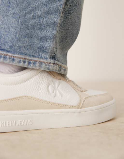 Calvin Klein Jeans - Klassieke sneakers met cupsole in beige en wit, 4 van 5