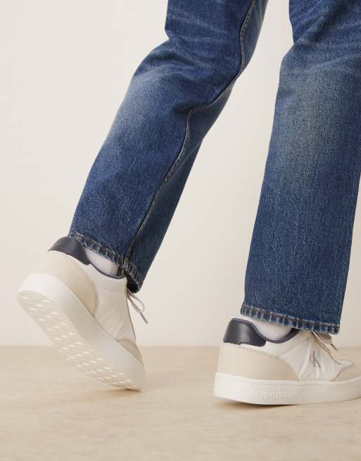 Calvin Klein Jeans – Klassische Cupsole-Sneaker in Beige und Marineblau, 5 von 5