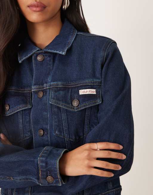 Calvin Klein Jeans – Klassische Trucker-Jeansjacke in Dunkelblau, 3 von 4