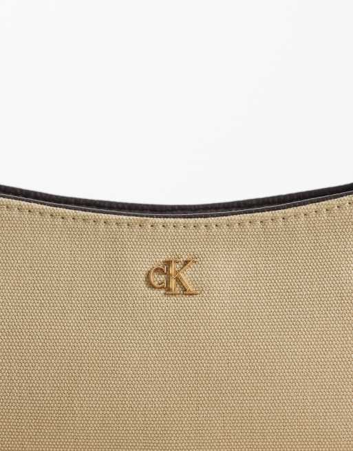 Calvin Klein Jeans – Kleine Schultertasche aus Canvas in Natur, 3 von 4